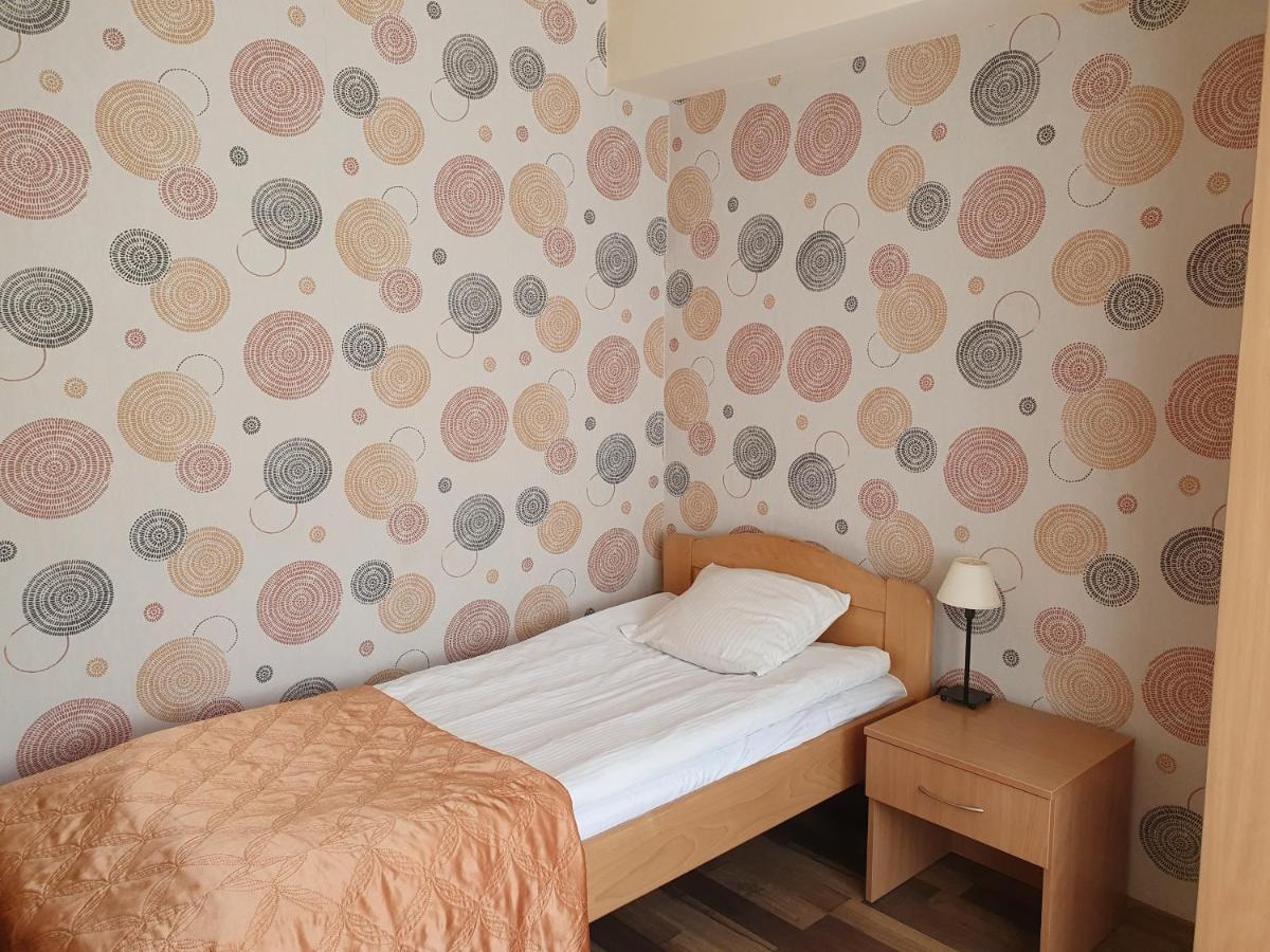 ז'שוב Hotel Iskra מראה חיצוני תמונה