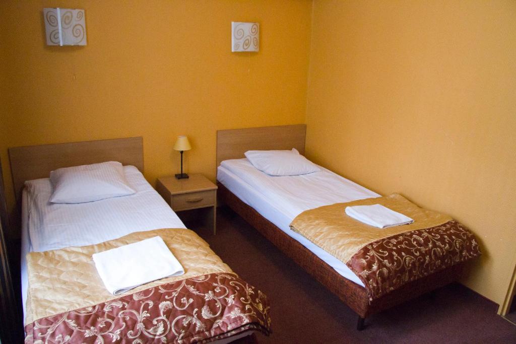 ז'שוב Hotel Iskra חדר תמונה