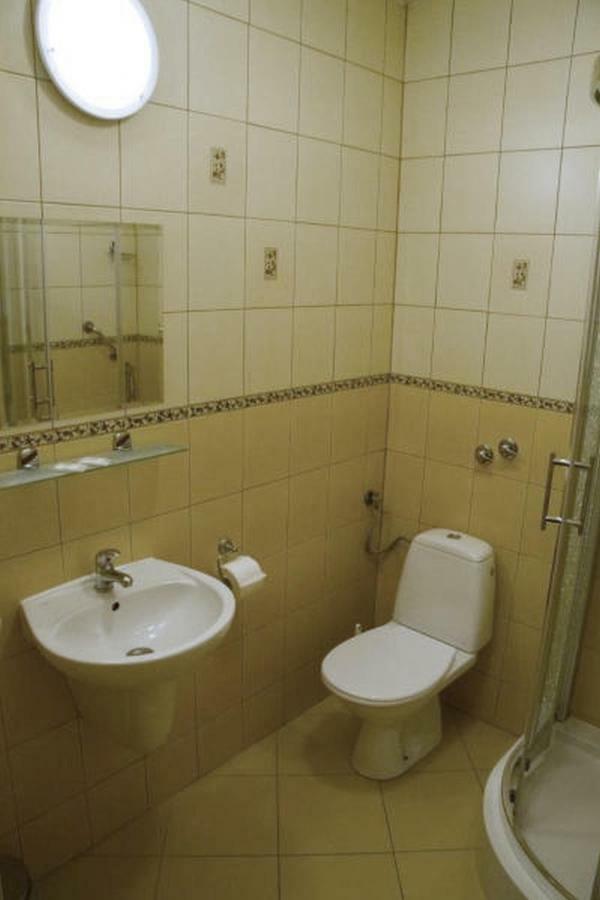 ז'שוב Hotel Iskra מראה חיצוני תמונה